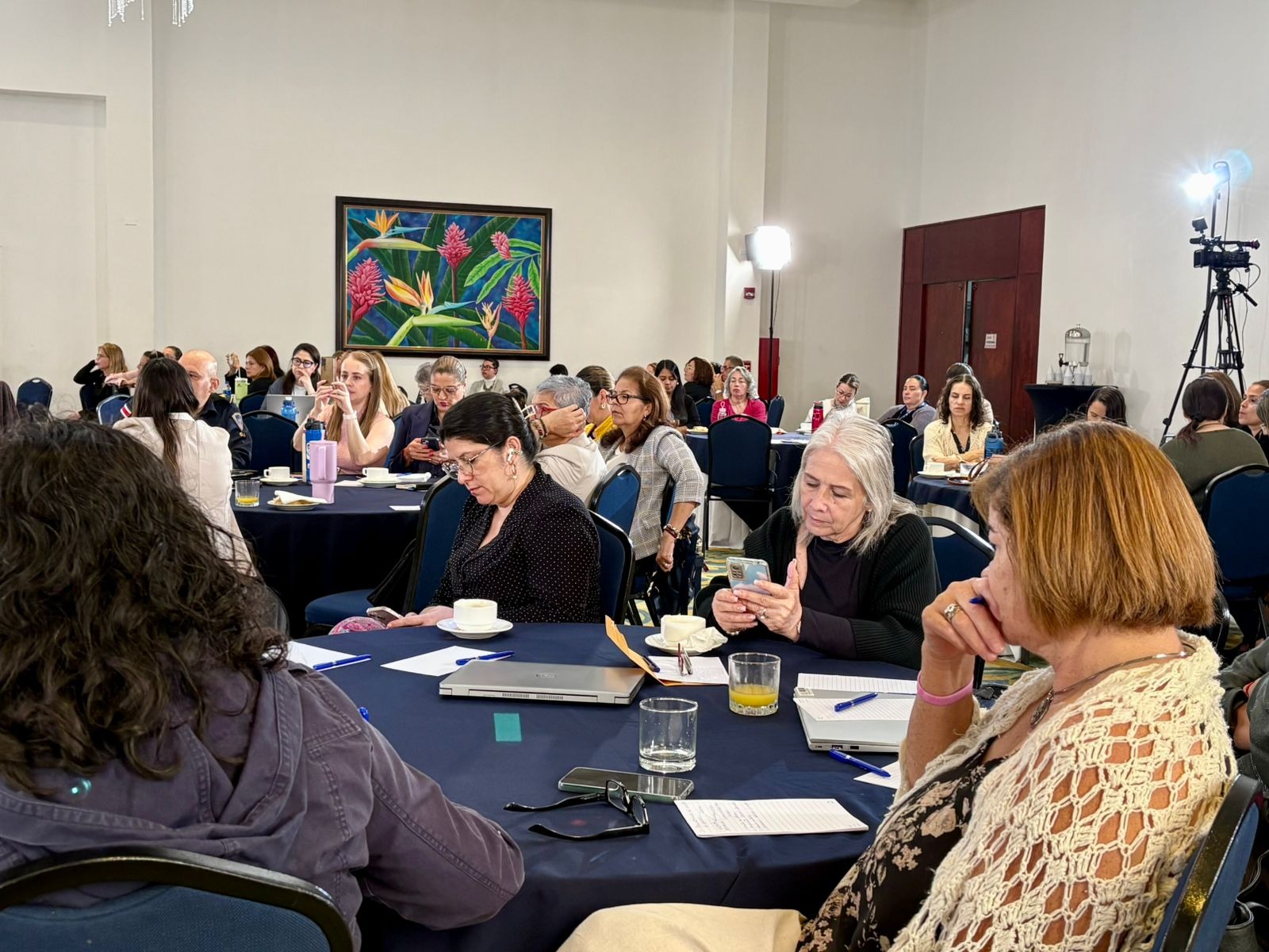 Participantes del foro: Femicidio en contextos de crimen organizado.